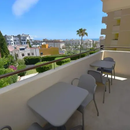 Apartament La Colina Pool & Train