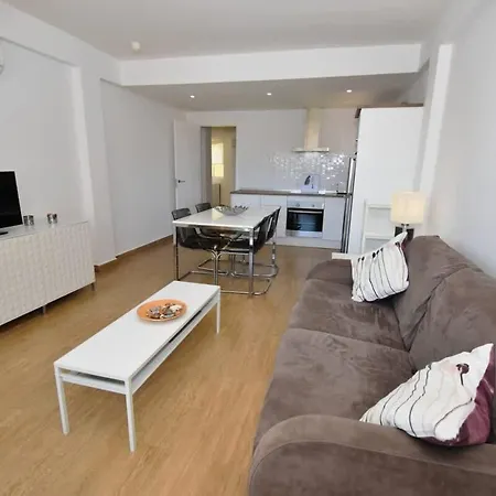 Apartament La Colina Pool & Train
