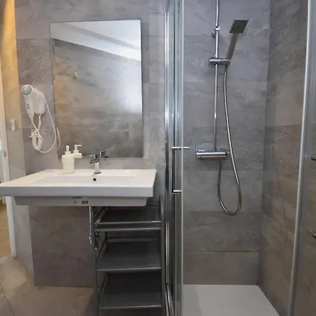 Apartament La Colina Pool & Train *